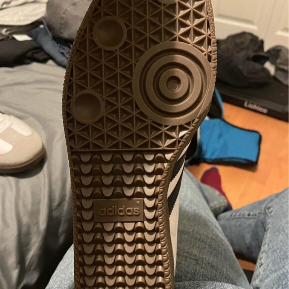 SAMBA ADIDAS SIZE 9 - Picture 2 of 5